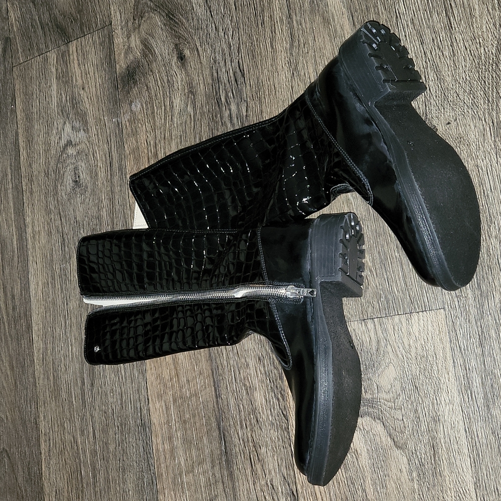 NWT naturino black boots size33